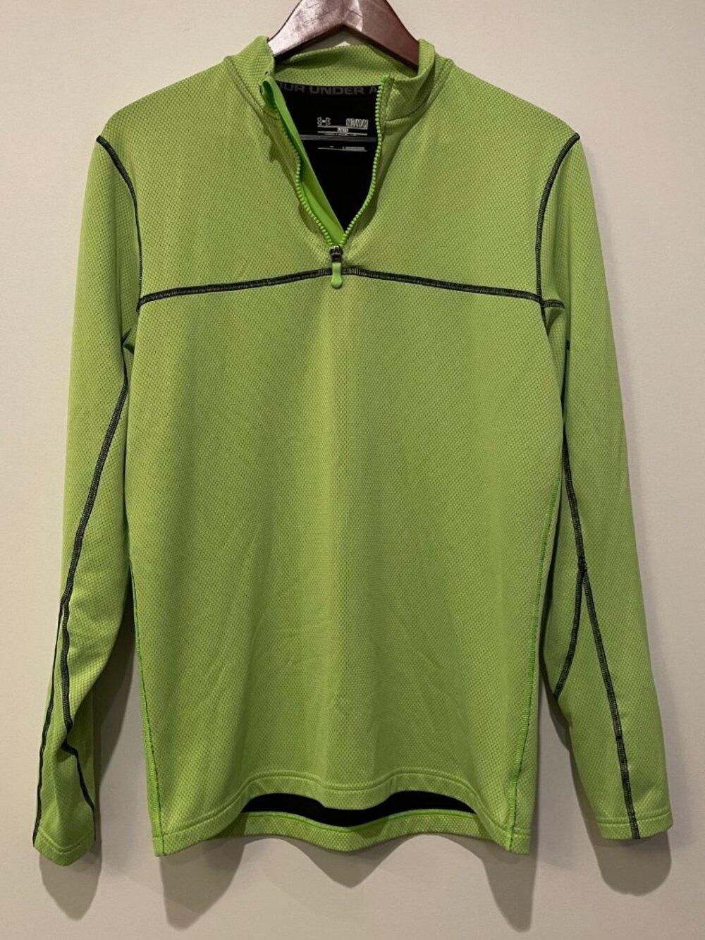 Under Armour Mens Quarter Zip Pullover  Cold Gear Long Sleeve Fitted Medium